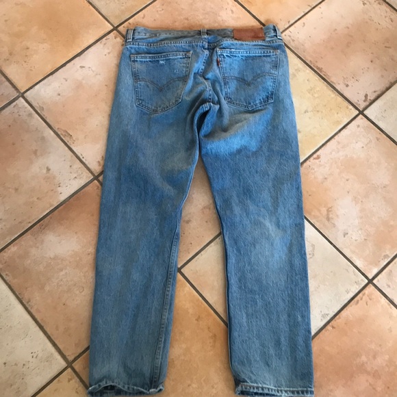 levi's boyfriend capris